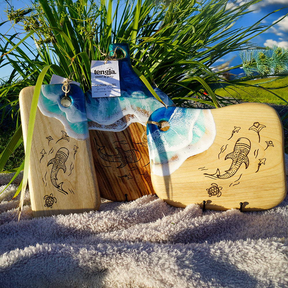 Camphor Laurel Serving Platter Resin Ocean Waves - WHALE SHARK