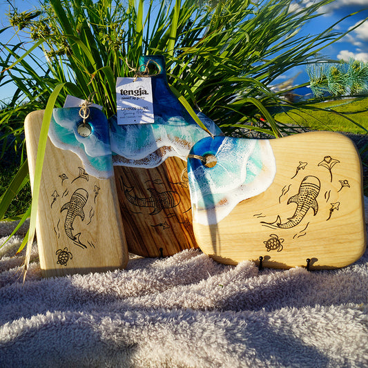 Camphor Laurel Serving Platter Resin Ocean Waves - WHALE SHARK