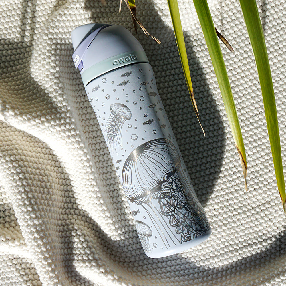 700ml Owala Style Water Bottle Full Wrap - JELLYFISH