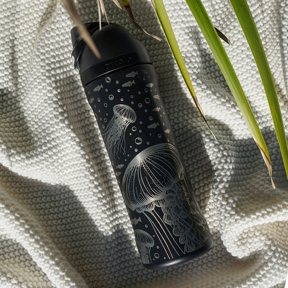 700ml Owala Style Water Bottle Full Wrap - JELLYFISH