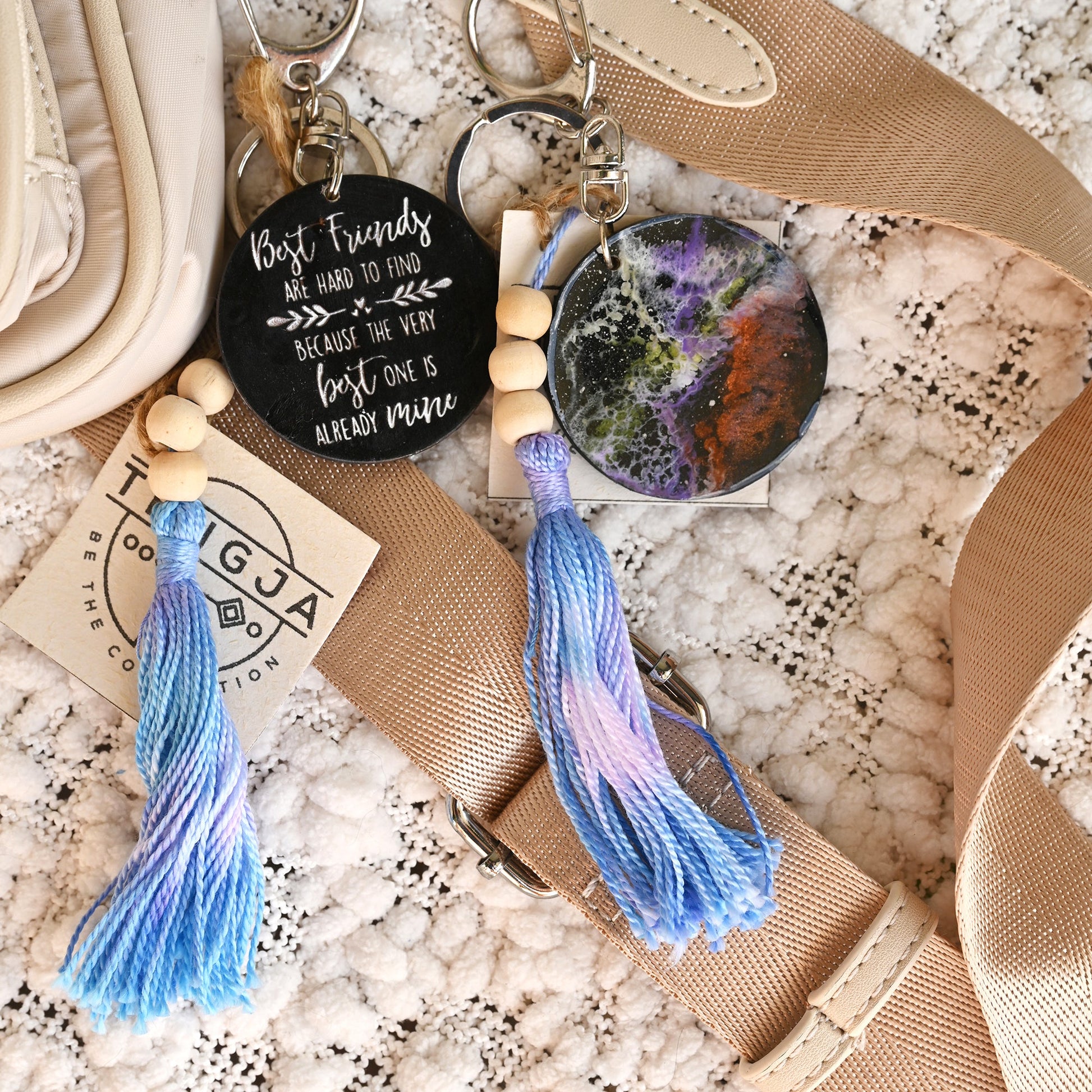 Resin Galaxy Keychain or Bag Decoration - Friendship - TENGJA