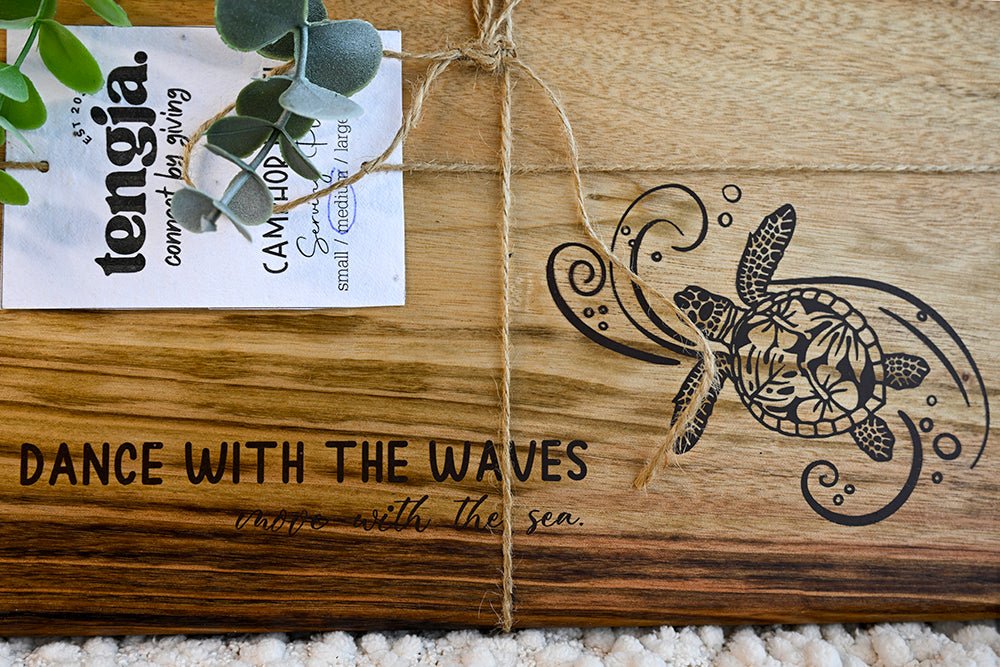 Resin Infused Camphor Laurel Chopping Board - TURTLE - TENGJA