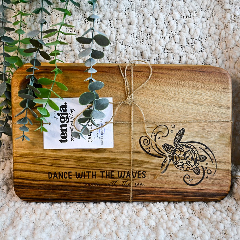 Resin Infused Camphor Laurel Chopping Board - TURTLE - TENGJA