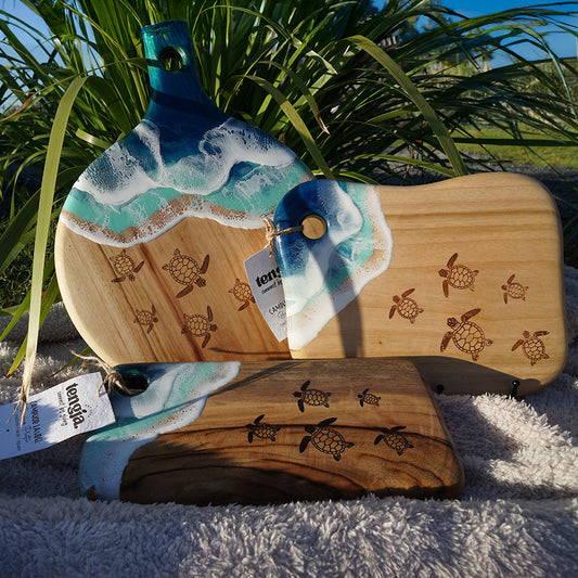 Camphor Laurel Serving Platter Resin Ocean Waves - TURTLE